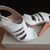 Нови готини обувки на платформа, снимка 1 - Сандали - 40781791