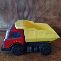 Продавам соц играчка камионче, снимка 1 - Колекции - 43713382