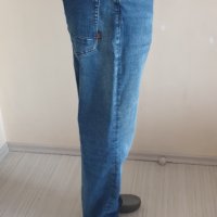 Hugo Boss Maine Stretch Regular Fit Mens Size 32/30 ОРИГИНАЛ Мъжки Дънки!, снимка 1 - Дънки - 43567936