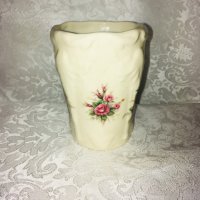 порцеланова ваза , снимка 2 - Вази - 33130182