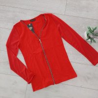 рРазпродажба Нова червена блузка с цип, снимка 1 - Блузи с дълъг ръкав и пуловери - 40292593
