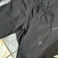 Екип VENUM с черно лого размер M и XL, снимка 7 - Спортни дрехи, екипи - 43969856