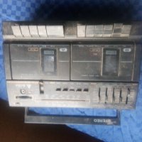 ретро касетофон за части , снимка 1 - Антикварни и старинни предмети - 43446934