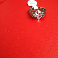 💍 Дамски пръстен с камък, снимка 2 - Пръстени - 43049577