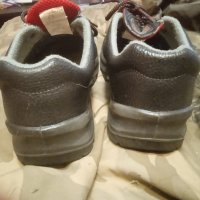 работни обувки с метално бомбе, снимка 2 - Други - 43184821
