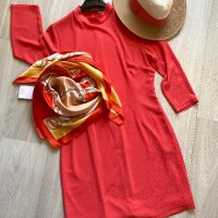 Страхотна рокля в цвят корал Aaiko & подарък нов шал Alba moda, снимка 7 - Рокли - 36984404