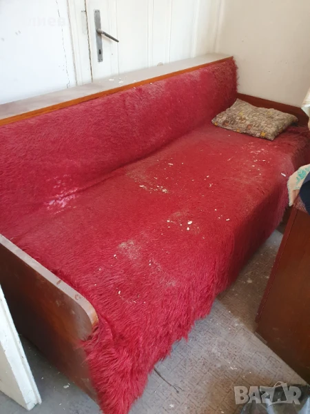 Диван с твърд матрак, снимка 1