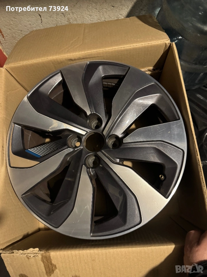 Джанта Рено 4/100/16 60.1 централен отвор, снимка 1