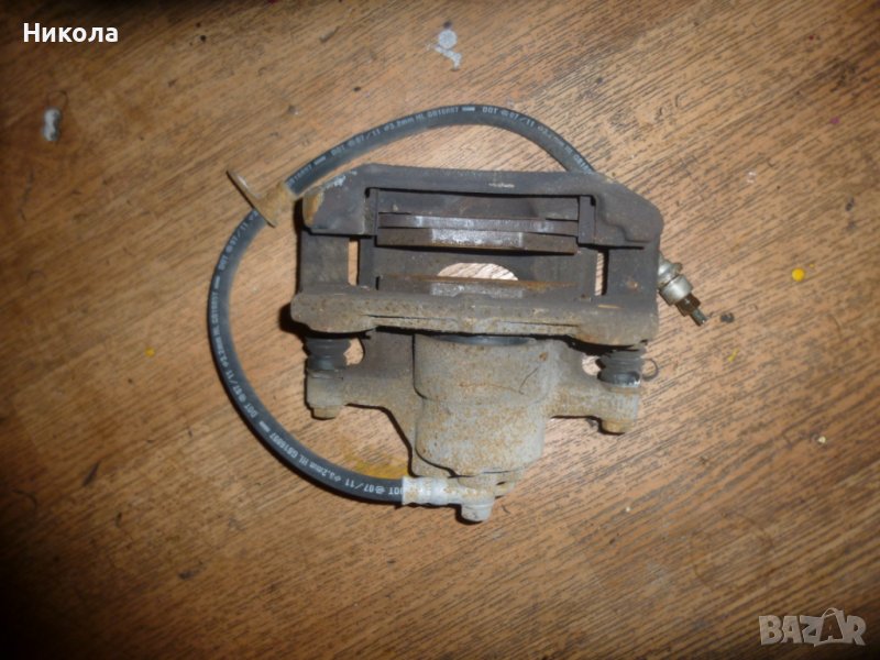 Преден ляв спирачен апарат Тойота Айго 1.0 куб, снимка 1