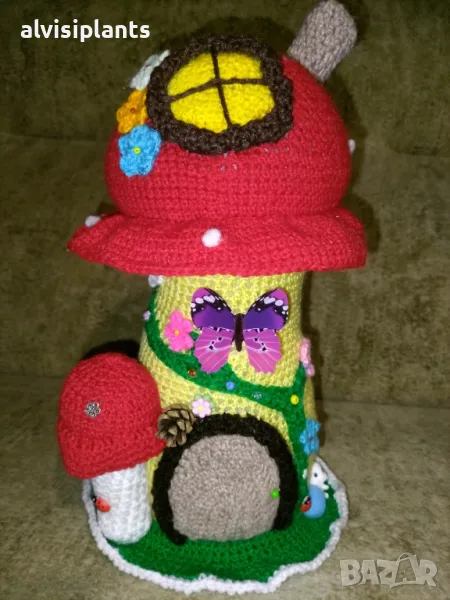 Приказна плетена къща с горски мотиви – ръчна изработка с душа и фантазия, снимка 1