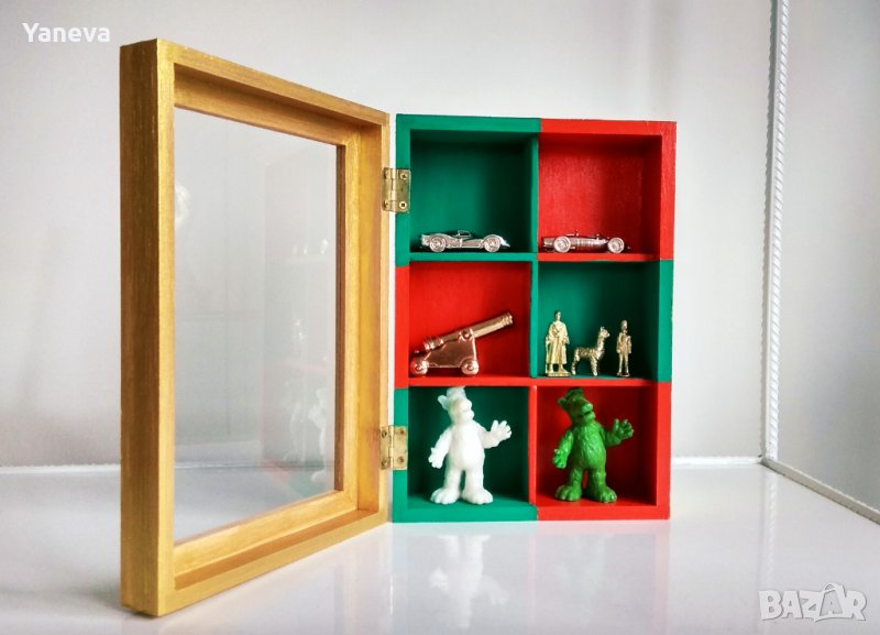 Дървена кутия за миниатюри, ръчно изработена и оцветена, снимка 1