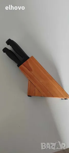 Комплект ножове с дървена стойка, снимка 1