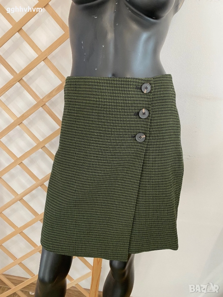 Пола, снимка 1