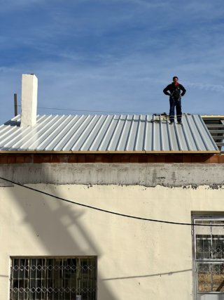 Изработка и монтаж на Метални конструкции покриви  термо панели Не търся работници А обекти