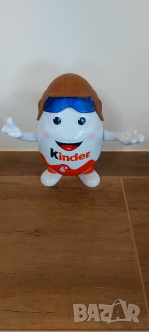Оригинално огромно празно шоколадово яйце Kinder Surprise, снимка 2 - Колекции - 38098773