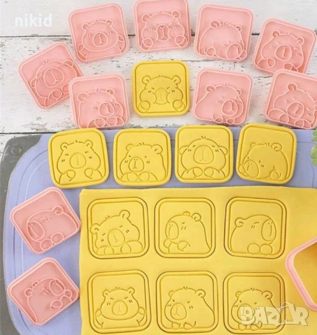 10 бр Капибара Capybara квадратни пластмасови разглобяеми резци форми фондан тесто бисквитки, снимка 8 - Форми - 50636854