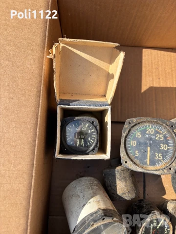 Уреди от самолет, снимка 3 - Антикварни и старинни предмети - 50496973