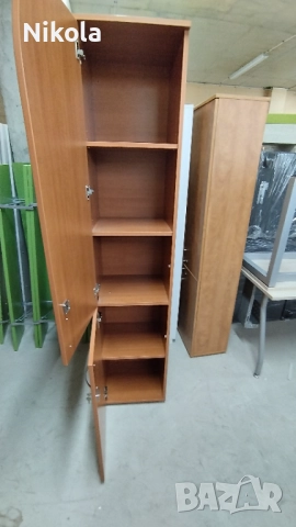 Еднокрил гардероб с рафтове на две нива със заключване - Офис шкафове 54/200/40, снимка 12 - Гардероби - 51843477