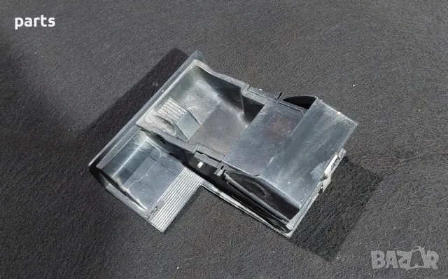 Централен Пепелник Ауди A3 8L (2), снимка 5 - Части - 49308854