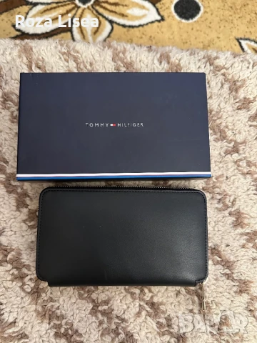 Ново Tommy Filfiger, снимка 2 - Портфейли, портмонета - 50663286