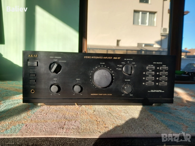 AKAI AM-37 Stereo Amplifier , снимка 2 - Ресийвъри, усилватели, смесителни пултове - 52956868