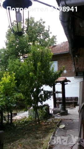  Prodava Sanirana dvuetagna vila.Predbalkan.20km V Tarnovo.. Sobstven vodoistochnik., снимка 2 - Вили - 40496352