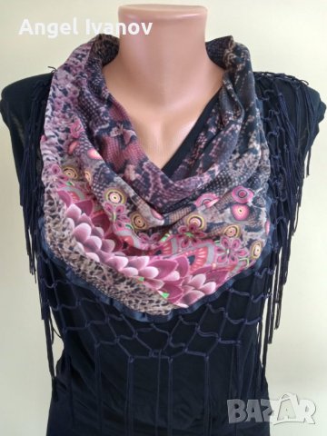 Нова рокля Desigual, снимка 2 - Рокли - 43685819