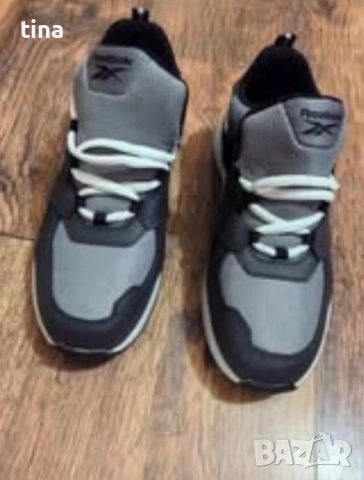 Дамски оригинални маратонки, снимка 2 - Маратонки - 52368366