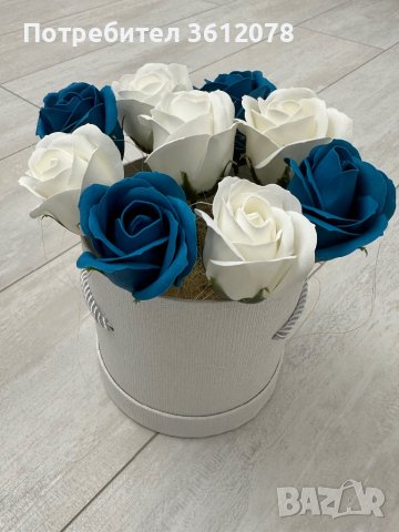 Кутия с ароматни сапунени цветя, снимка 3 - Подаръци за жени - 43061316