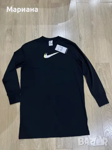 Дамска спортна рокля Nike