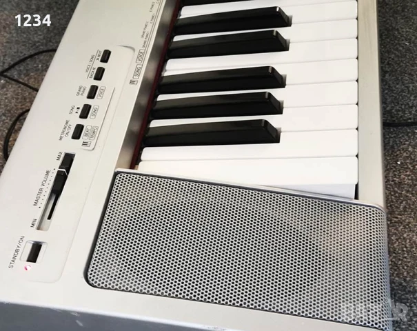 Дигитално пиано YAMAHA PORTABLE GRAND NP30 синтезатор клавир 76 клавиша, снимка 2 - Синтезатори - 50828261