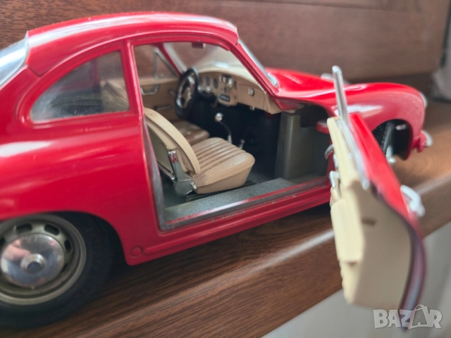 BBURAGO метална колекционерска количка PORSCHE 356B COUPE 1961г. 1:18, снимка 11 - Коли, камиони, мотори, писти - 51993902