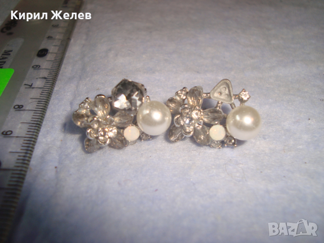 ПЕРЛЕНИ ИНКРУСТИРАНИ с ФАСЕТИРАНИ КРИСТАЛИ СРЕБРИСТИ АРТ ОБЕЦИ 9236, снимка 5 - Обеци - 36506589