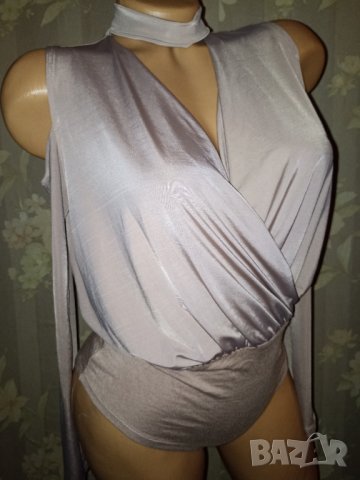 Amisu S-Боди в светъл телесен цвят с голи рамене и дълъг ръкав , снимка 1 - Корсети, бюстиета, топове - 43028749
