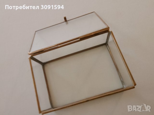 Кутия за бижута от метал и стъкло , снимка 7 - Антикварни и старинни предмети - 43482303
