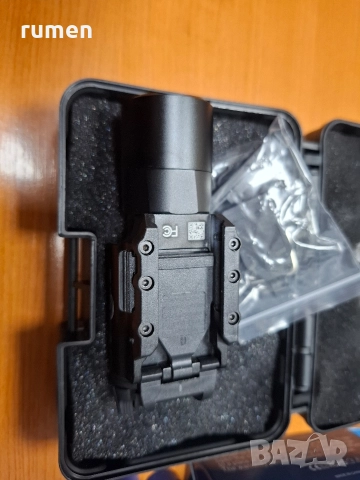 Тактически фенер за пистолет , снимка 2 - Екипировка - 52849004