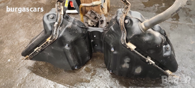 Резервоар A2114704801 кошница Mercedes E220 W211 2.2D - 160лв, снимка 4 - Части - 52403353