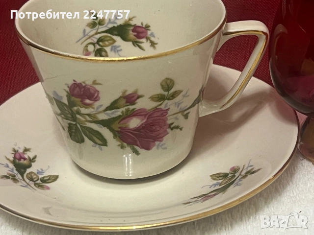 Двоен сет порцелан Poland с кристална чаша, снимка 2 - Дамски ботуши - 52469063