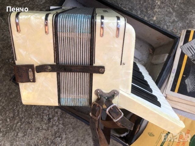 стар малък акордеон "HOHNER" STUDENT V, снимка 14 - Антикварни и старинни предмети - 44111852