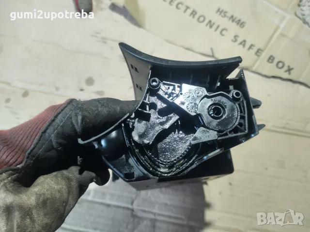 Пепелник Махагон Mercedes E class W211 4Matic Tmodel, снимка 7 - Части - 47346398