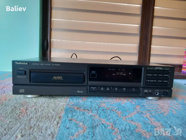 TECHNICS SL-PG200A CD PLAYER 