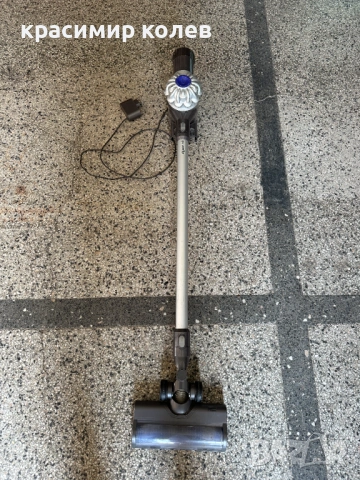 акумулаторна прахосмукачка "DYSON DC 62"