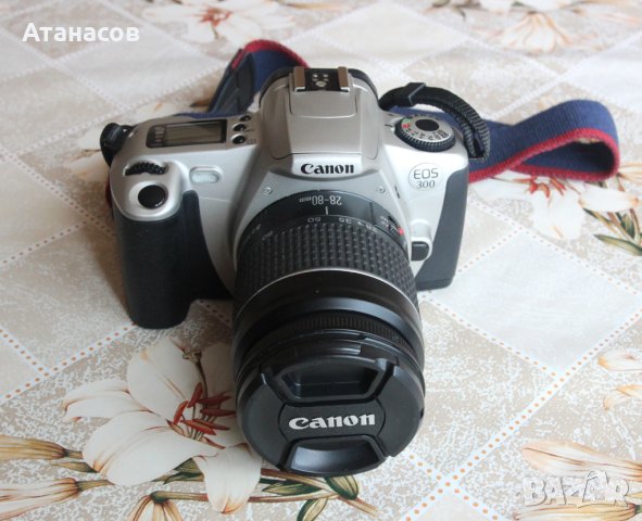 Canon EOS 300 + обектив Canon 28–80 mm f/3.5-5.6 II , снимка 4 - Фотоапарати - 40637300