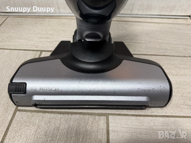 Безкабелна прахосмукачка Bosch Serie 4 23V, снимка 3 - Прахосмукачки - 52885762
