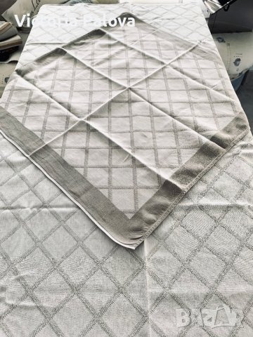 Две тежки ленени покривки-комплект,Германия, снимка 11 - Покривки за маси - 37448594