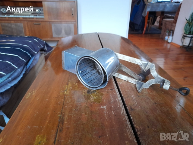 Стара мелничка за орехи Solingen