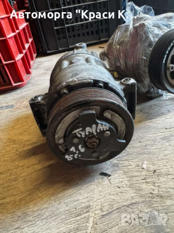 2760211404 компресор за климатик VW Touran 2015г. 1.6