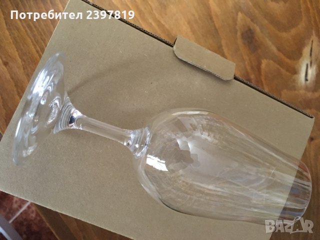 Стъклени чаши за дегустация на вино лале