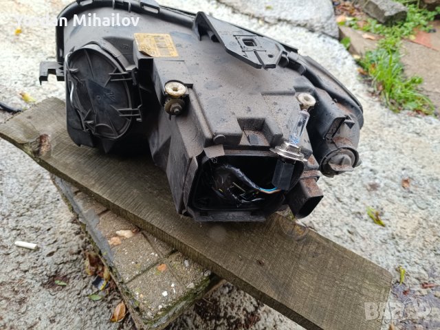 Десен фар за ауди А3 8п с лупа, снимка 2 - Части - 43217872