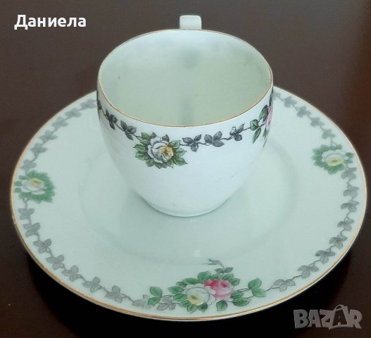  Сет от 4 чаши за кафе от фин порцелан 60 лв, снимка 3 - Сервизи - 39875116